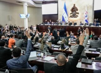 Congreso aprueba mecanismo de conciliación para exempleados de programas estatales