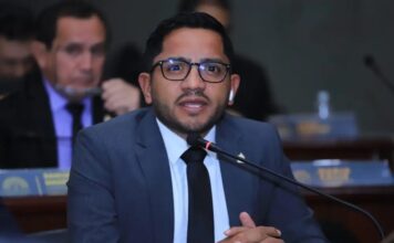 Diputado de Libre propone retirar base militar de EE. UU. en Palmerola