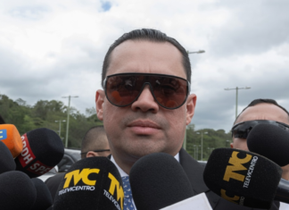 Tomás Zambrano descarta privatización de la ENEE y pide soluciones ante pérdidas millonarias