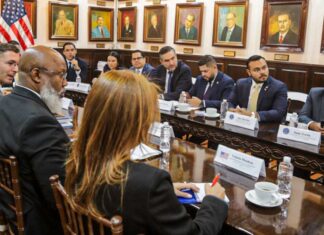 Congreso y Embajada de EE. UU. acuerdan impulsar reformas contra el narcotráfico y crimen organizado